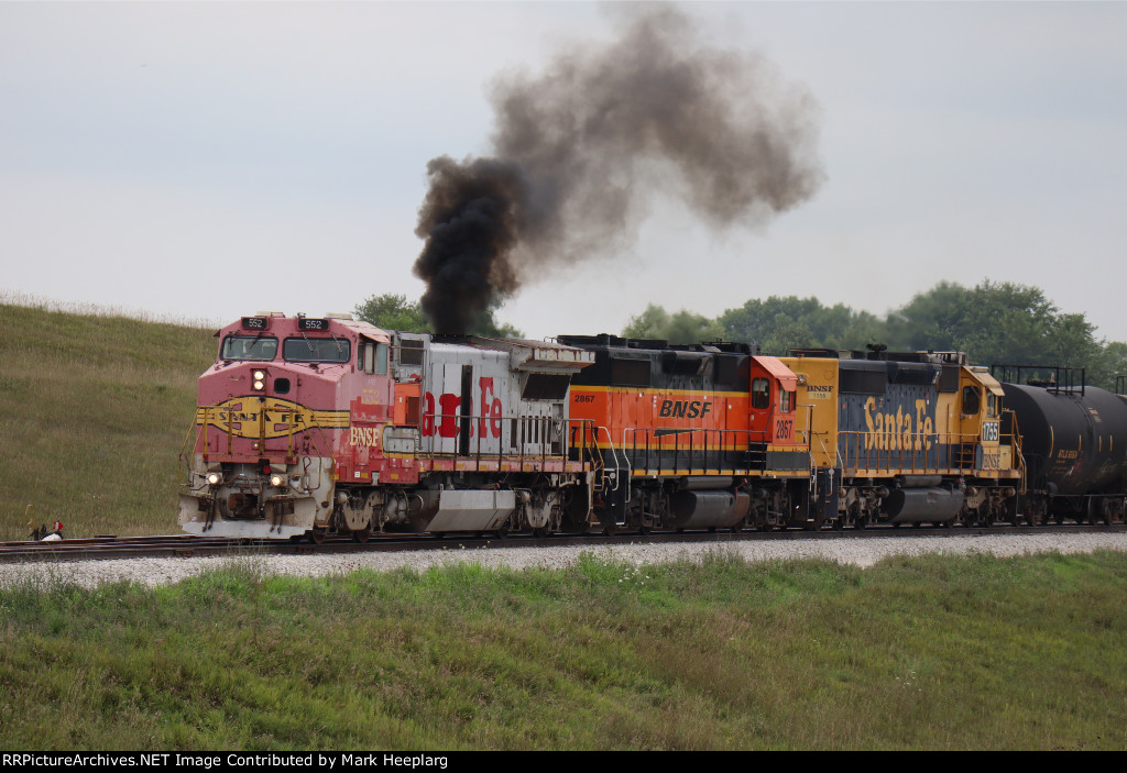 BNSF 552